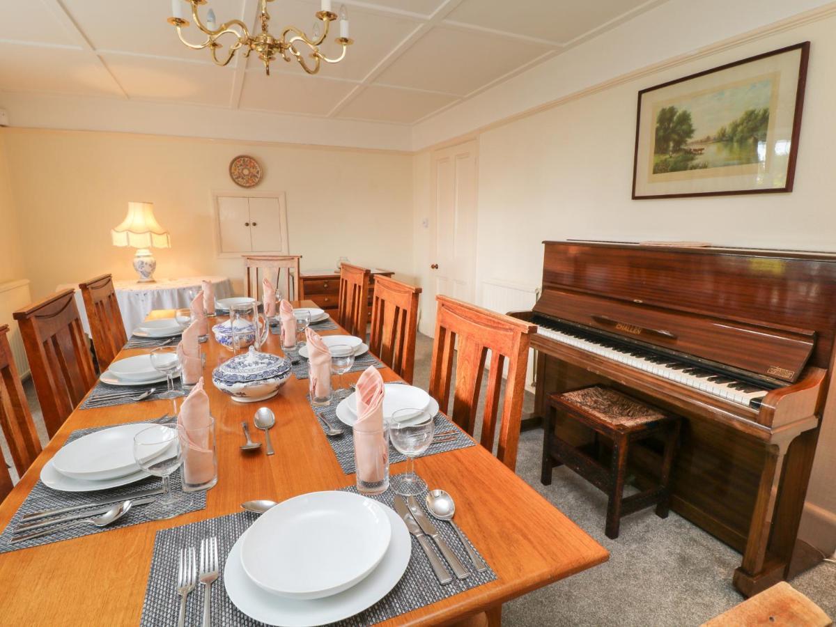 Вилла Hector'S House Йелвертон Экстерьер фото